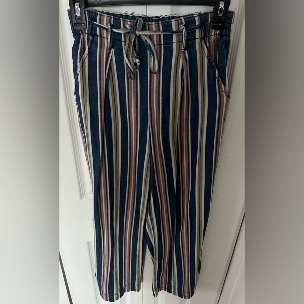 American Eagle Cropped Striped Wide Leg Pants